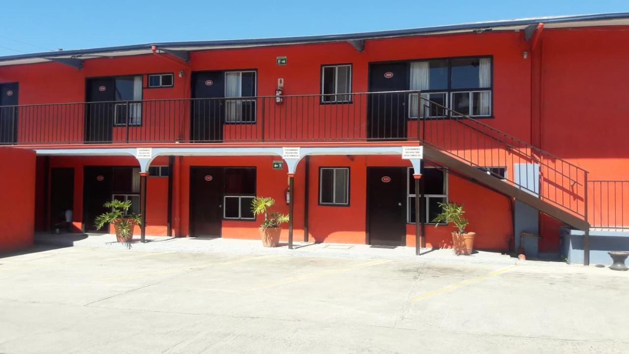 Motel Agora Ενσενάντα Εξωτερικό φωτογραφία