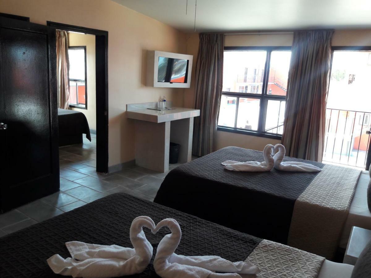 Motel Agora Ενσενάντα Εξωτερικό φωτογραφία