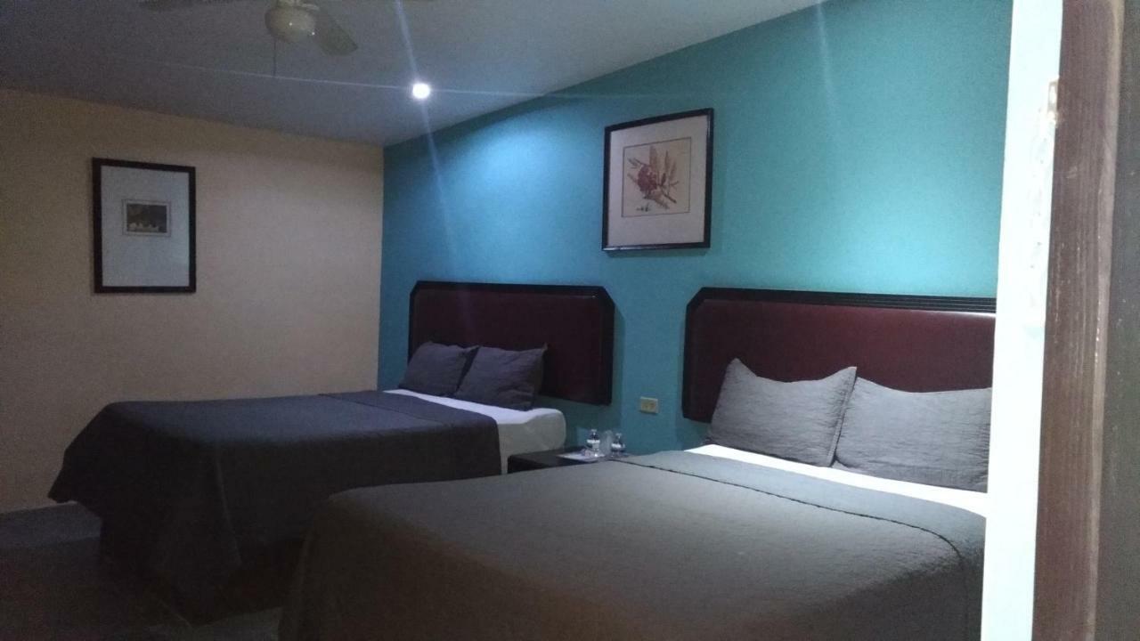 Motel Agora Ενσενάντα Εξωτερικό φωτογραφία